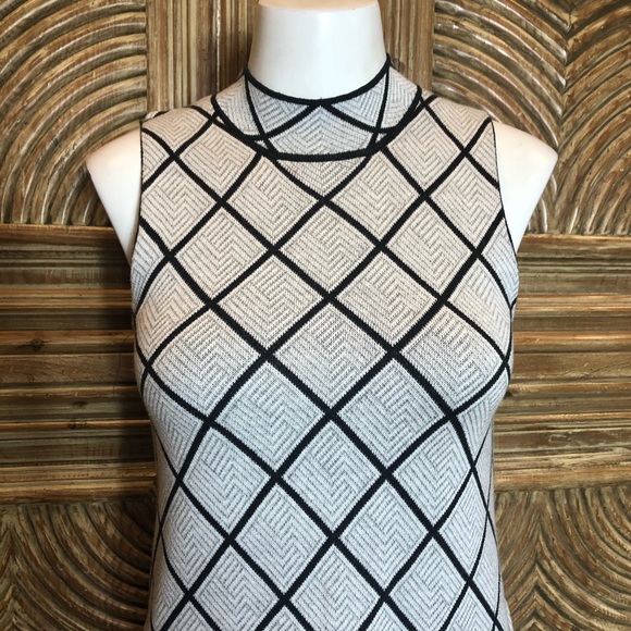 B2 Romeo & Juliet Grey Knit shift dress L - Picture 2 of 6